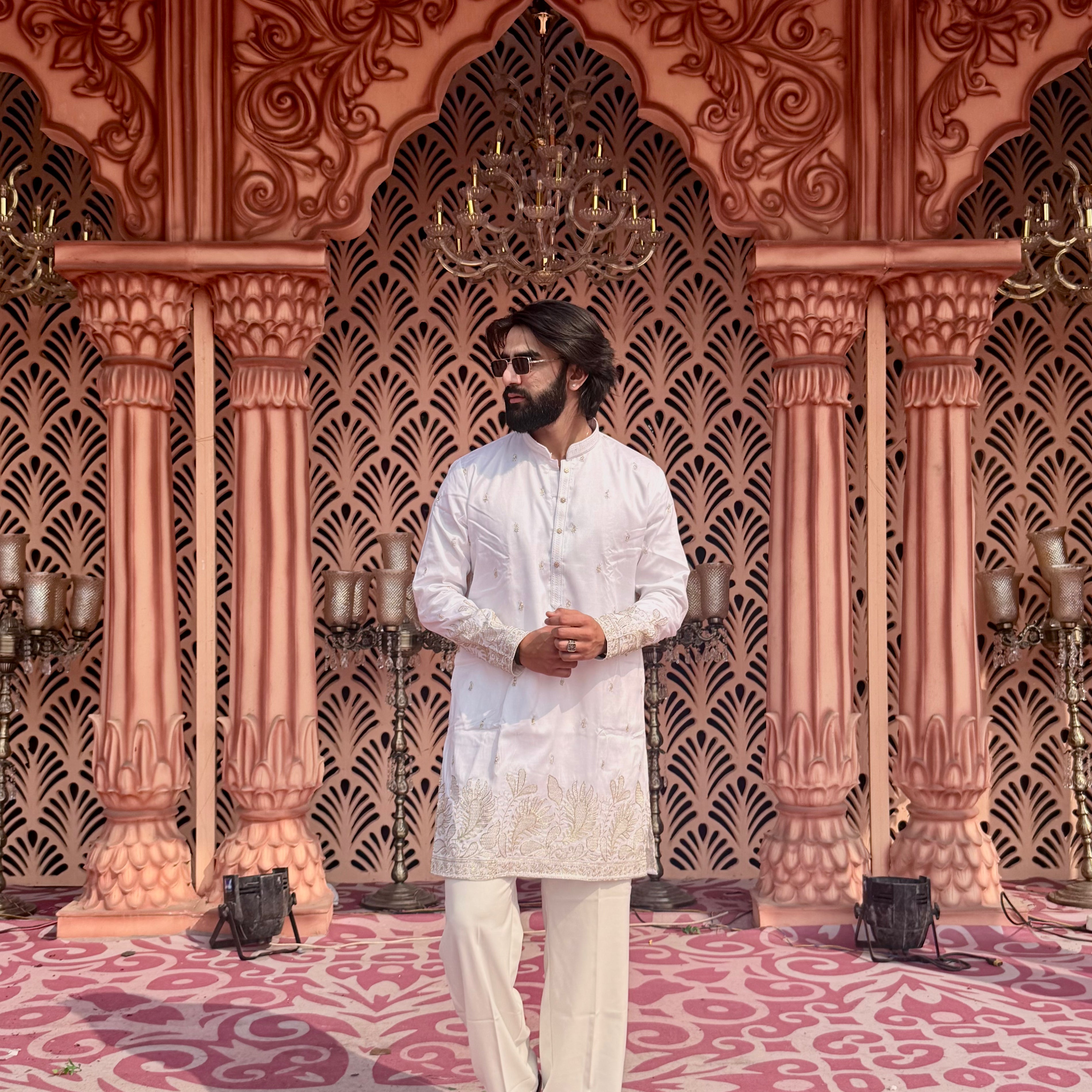 AMBUSH WHITE DAMAN EMBROIDERED MID-KURTA
