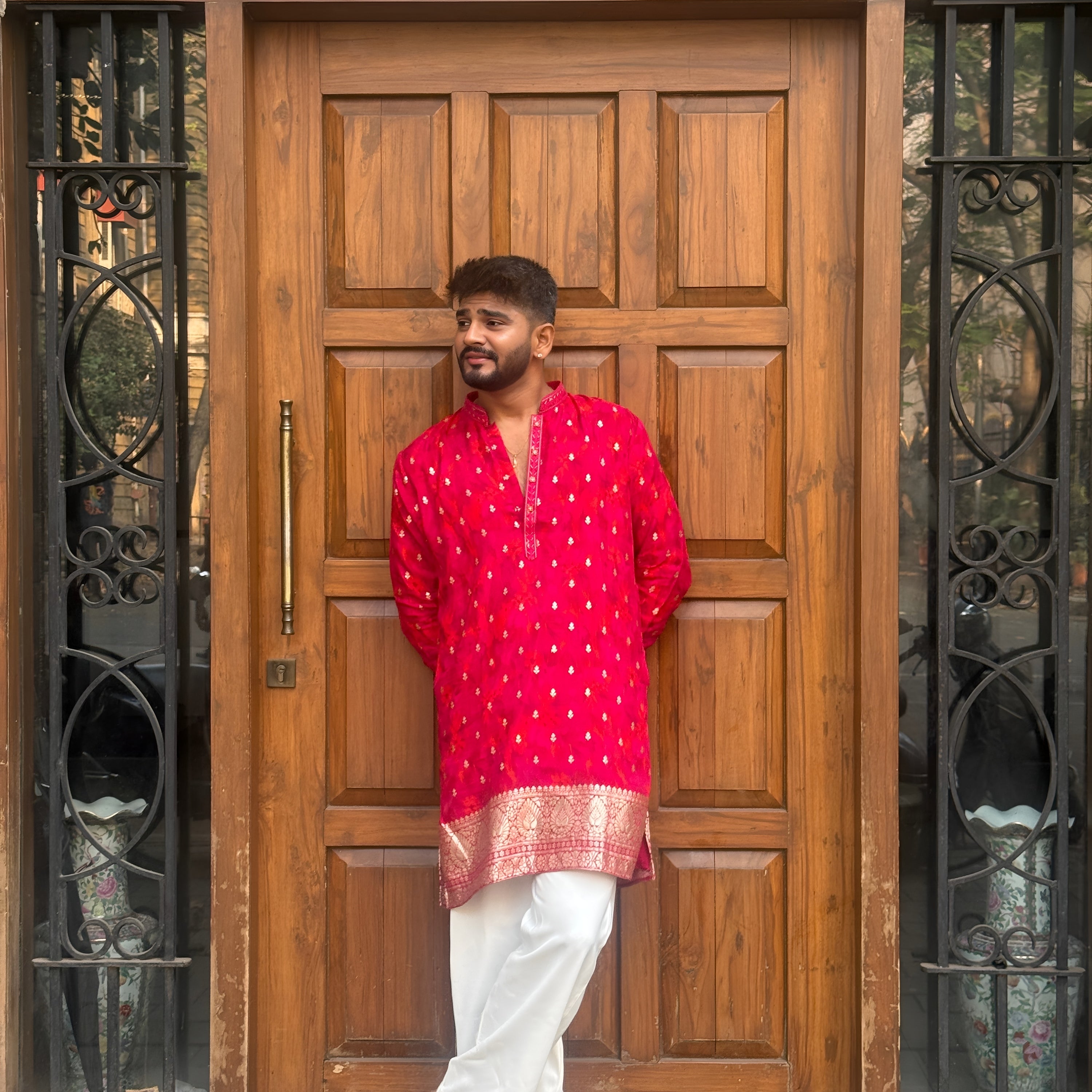 DAZZLING RANI PINK BROCADE MID-LENGTH KURTA