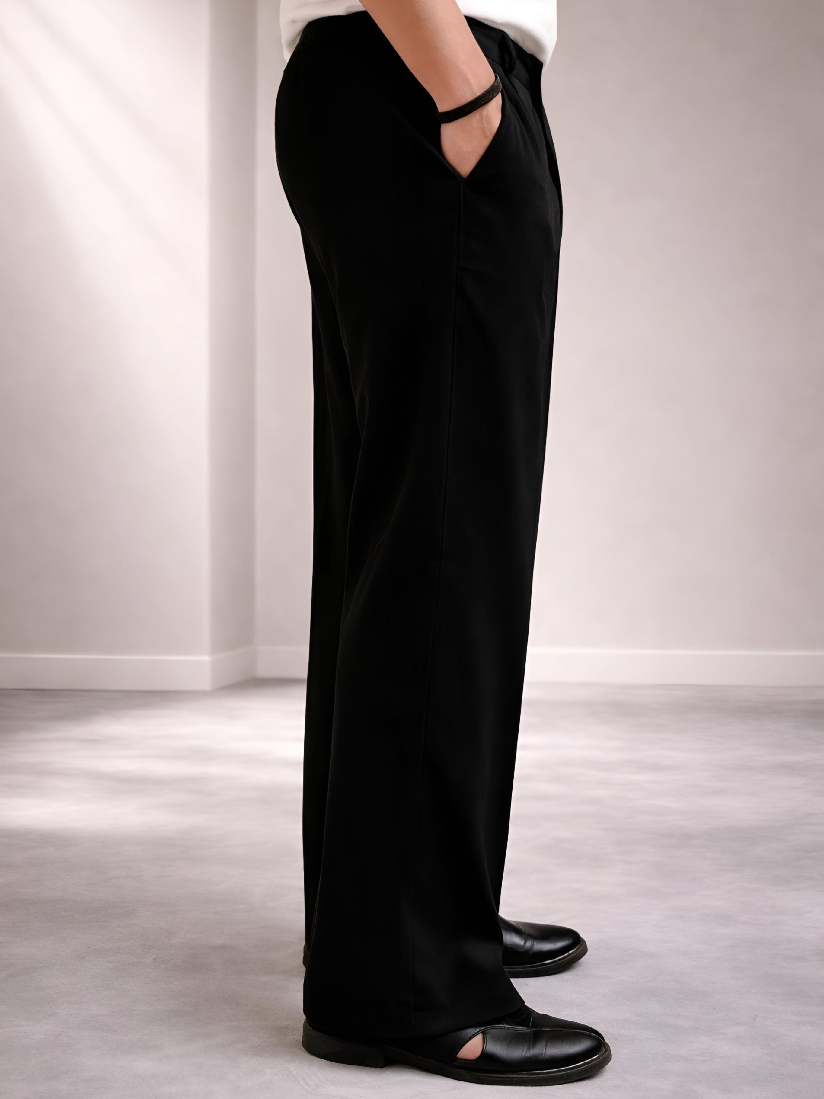 BLACK PARALLEL PANTS (TROUSERS)