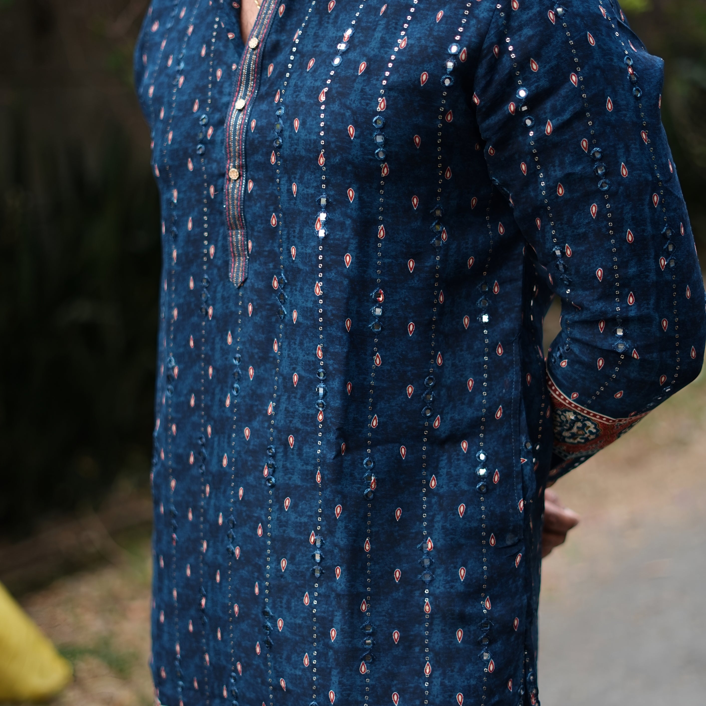 BLUSHING BLUE PAPER MIRROR WORK MID-LENGTH KURTA