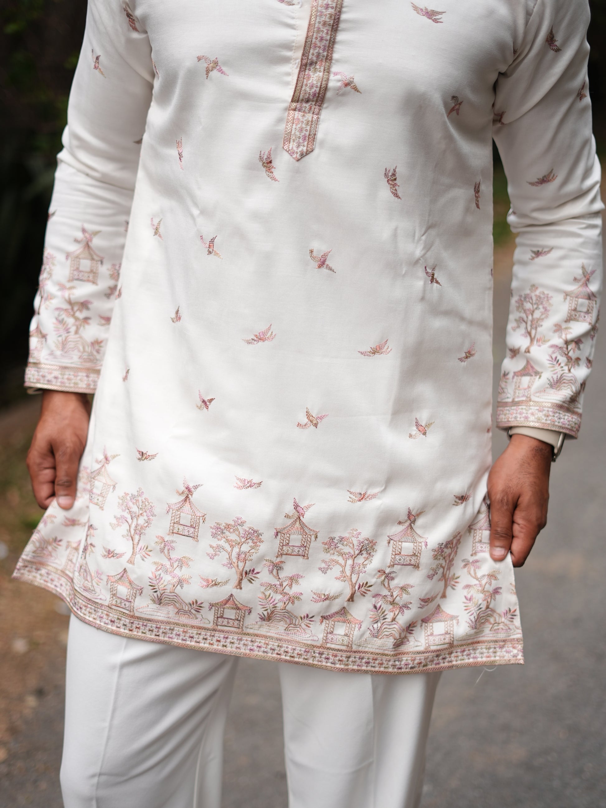 CHIFFON WHITE DAMAN EMBROIDERED SHORT-LENGTH KURTA