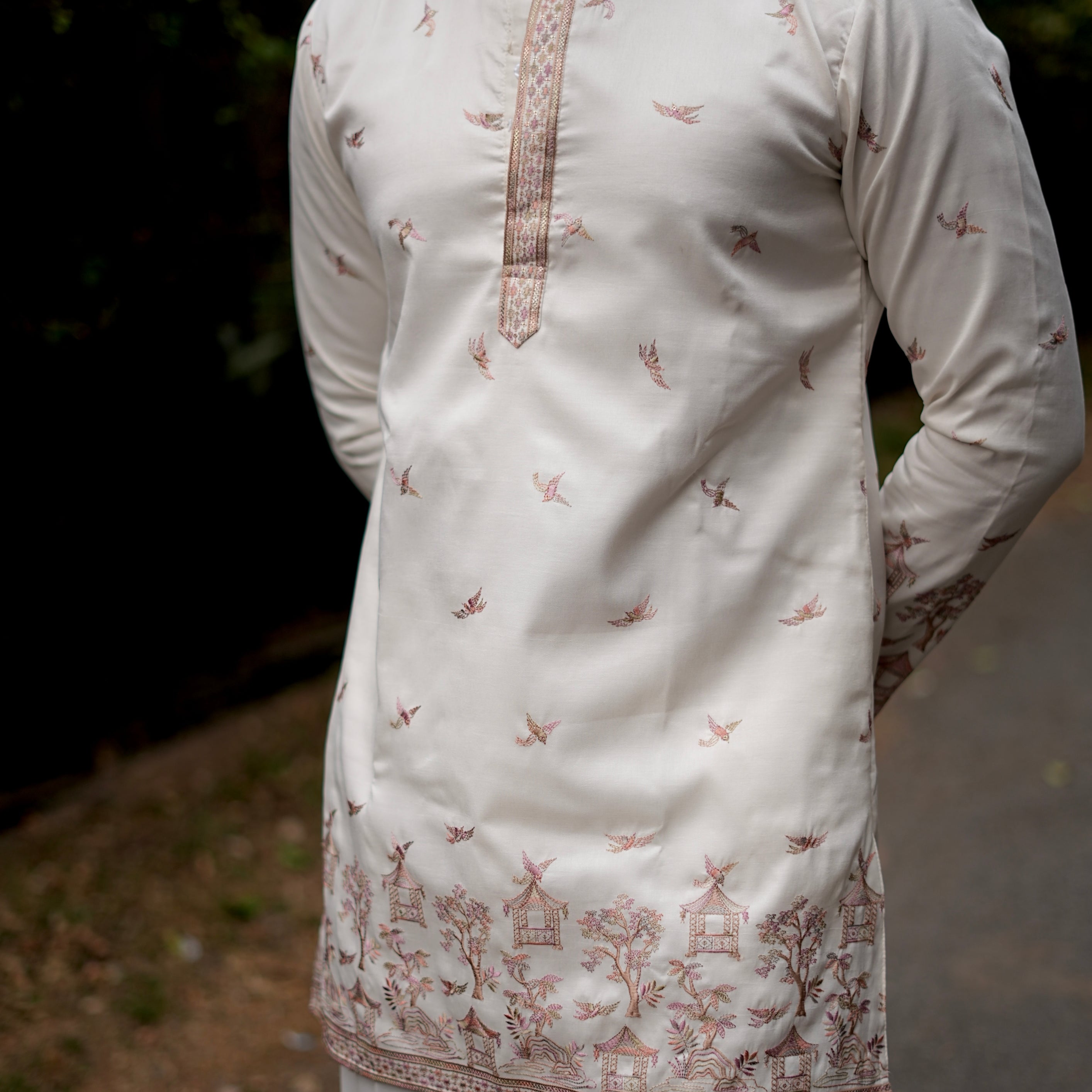 CHIFFON WHITE DAMAN EMBROIDERED SHORT-LENGTH KURTA