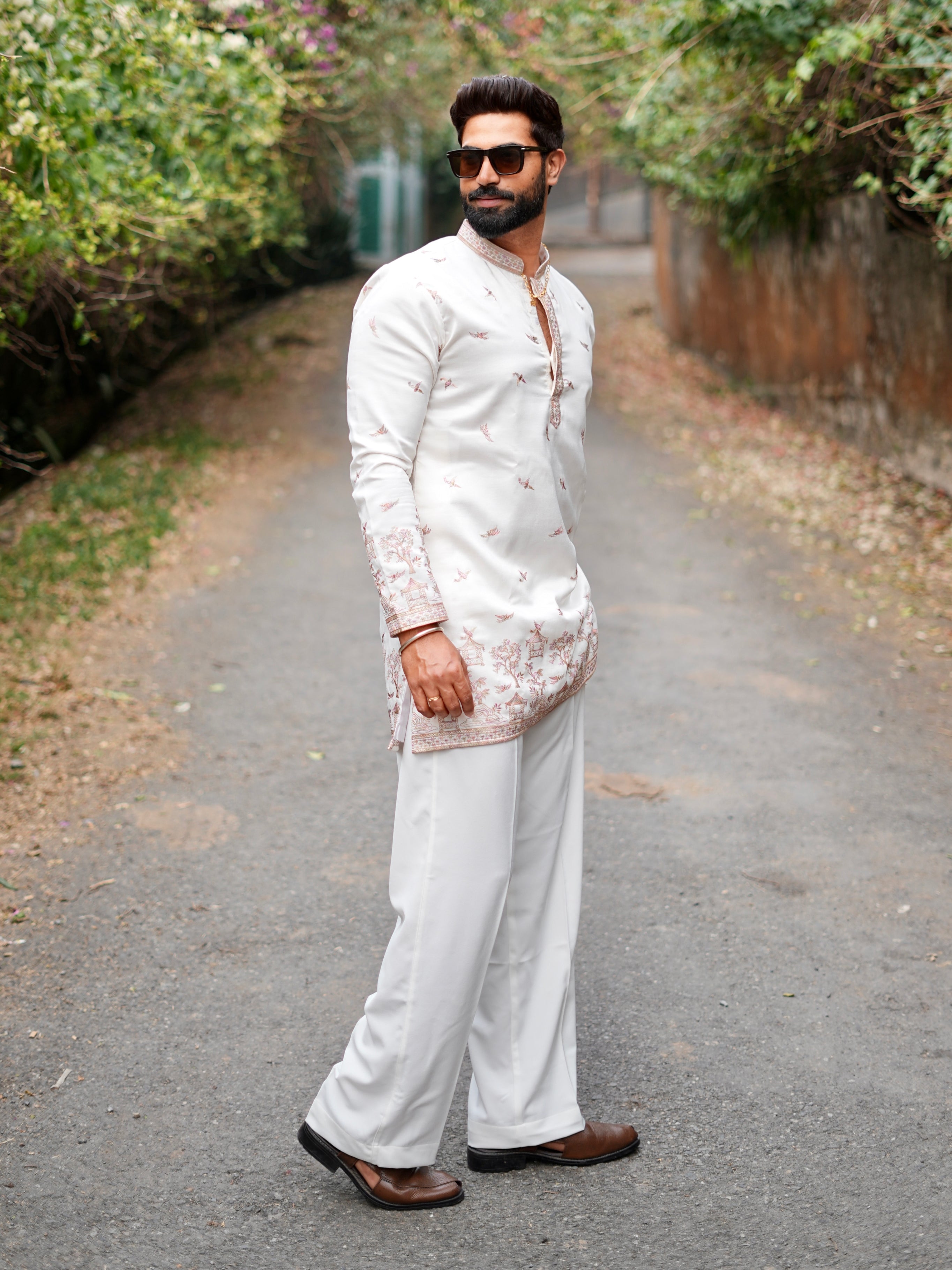 CHIFFON WHITE DAMAN EMBROIDERED SHORT-LENGTH KURTA