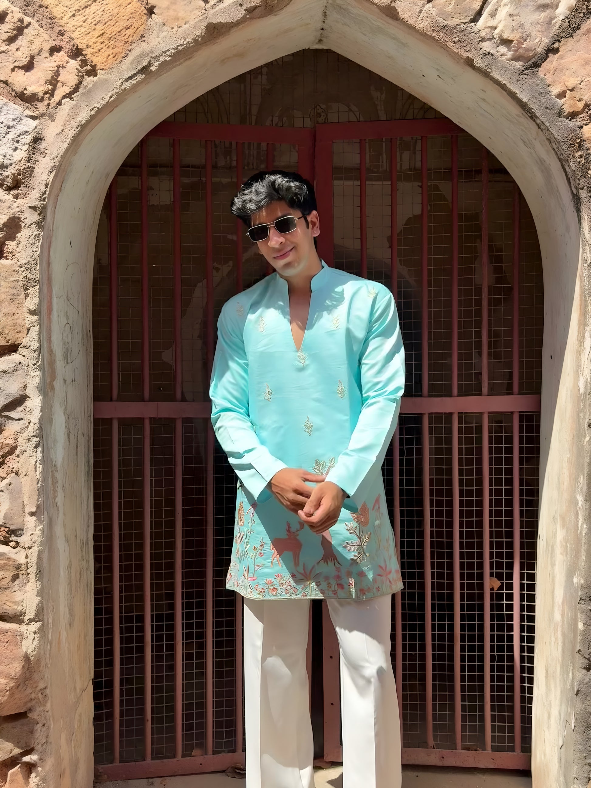 OCEAN BLUE EMBROIDERY V-NECK SHORT KURTA
