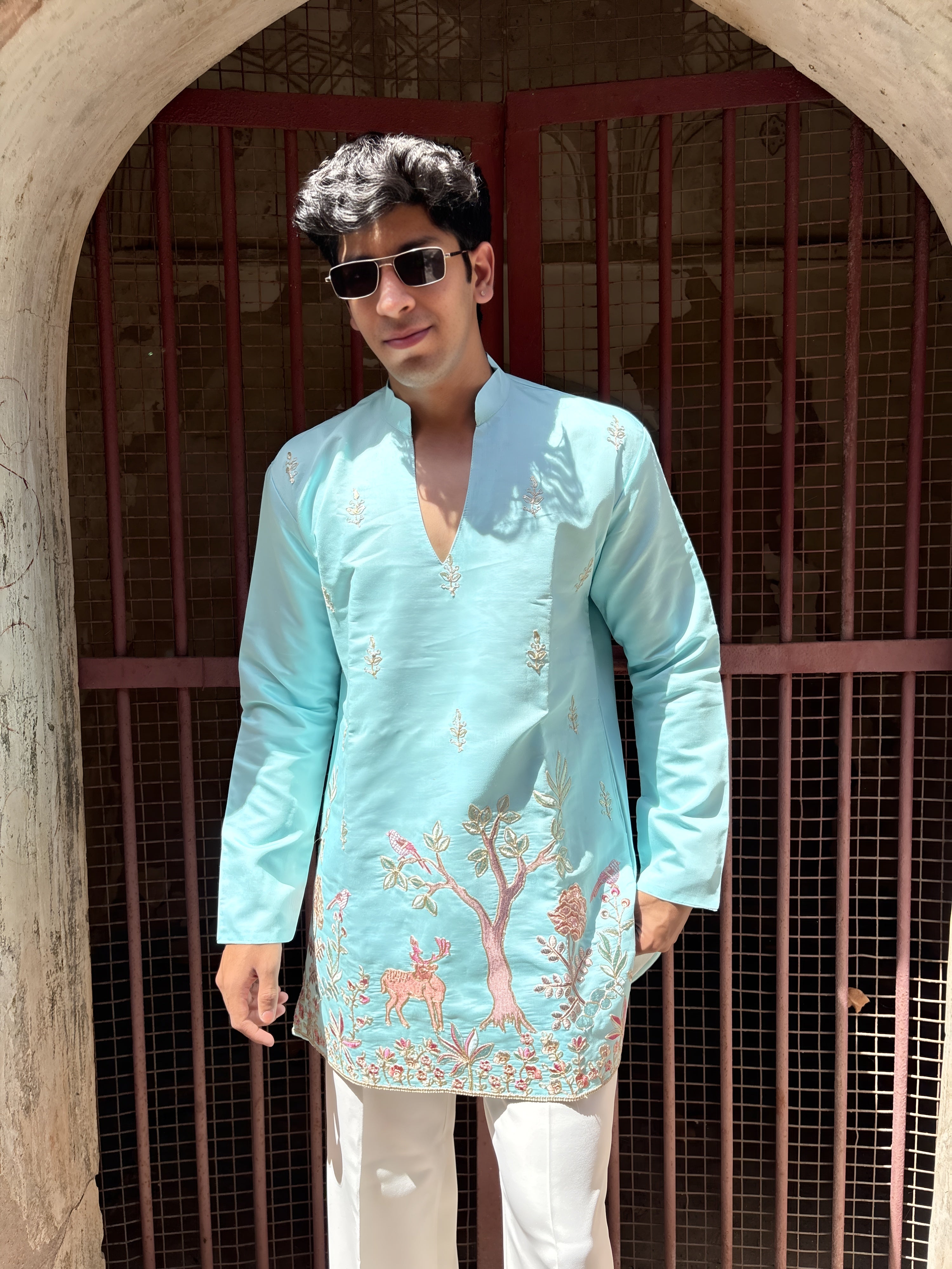 OCEAN BLUE EMBROIDERY V-NECK SHORT KURTA