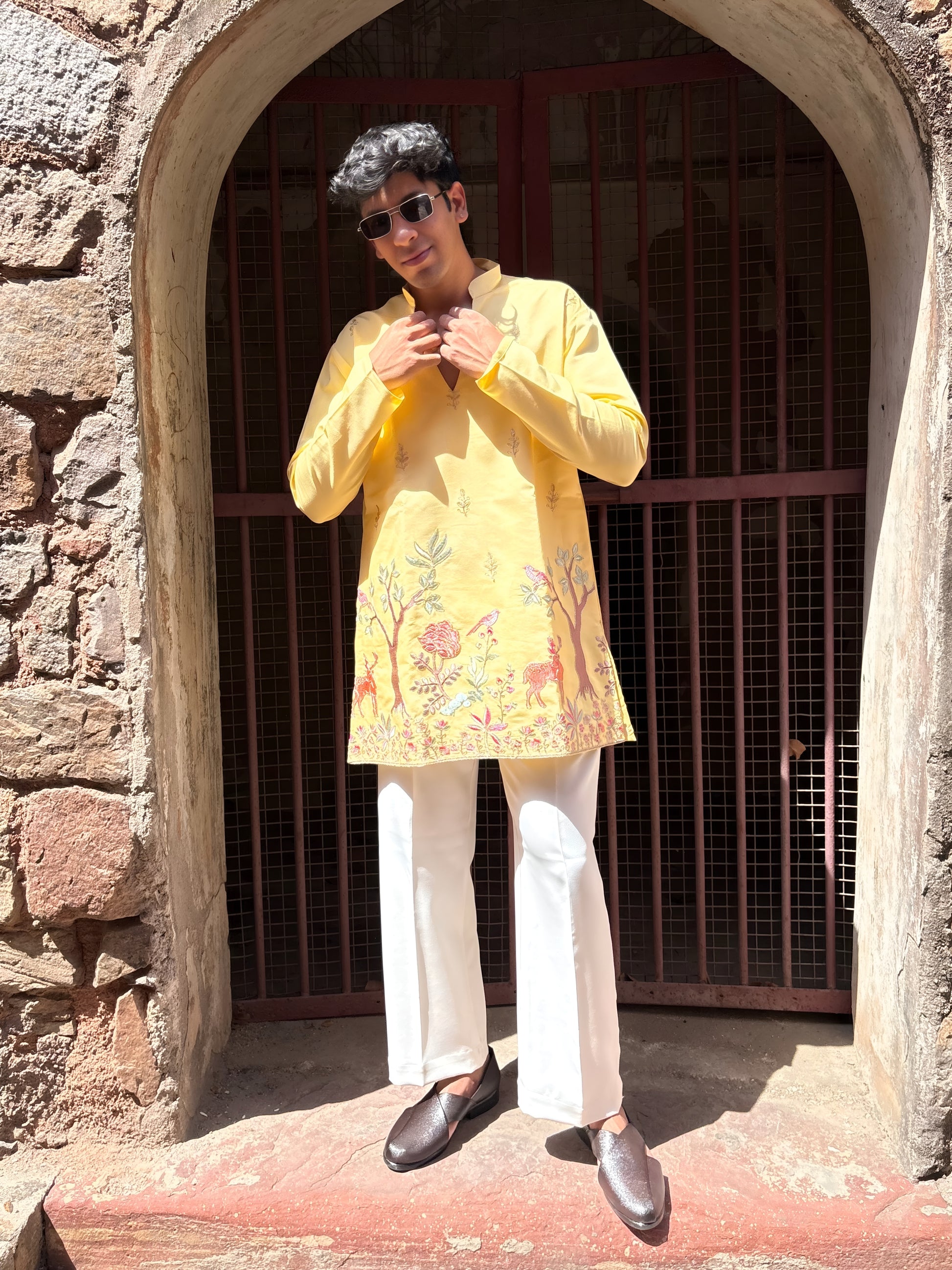 CREAM MEADOW EMBROIDERY V-NECK SHORT KURTA