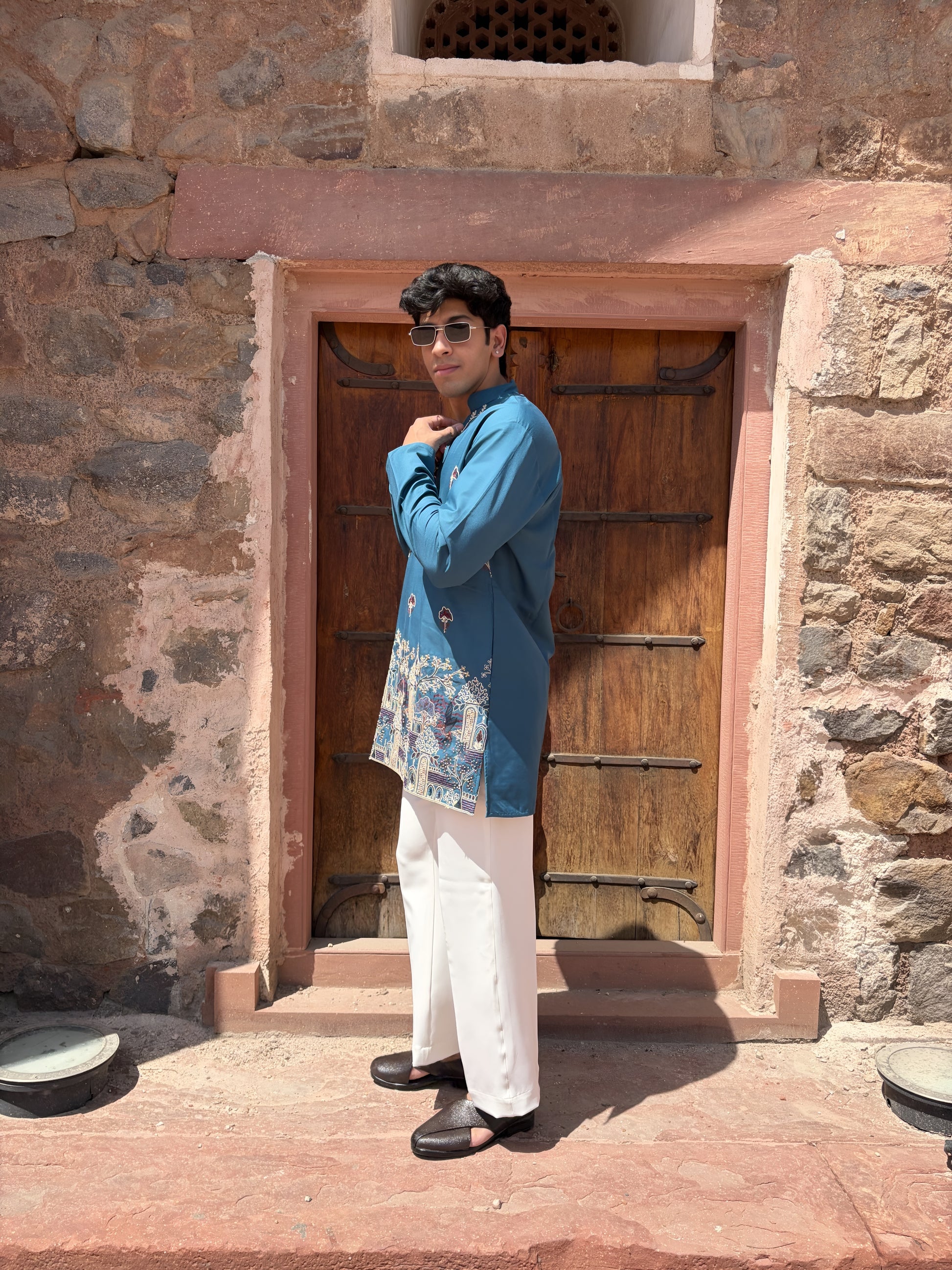 PEACOCK BLUE ARTISAN THREAD WORK V-NECK SHORT KURTA