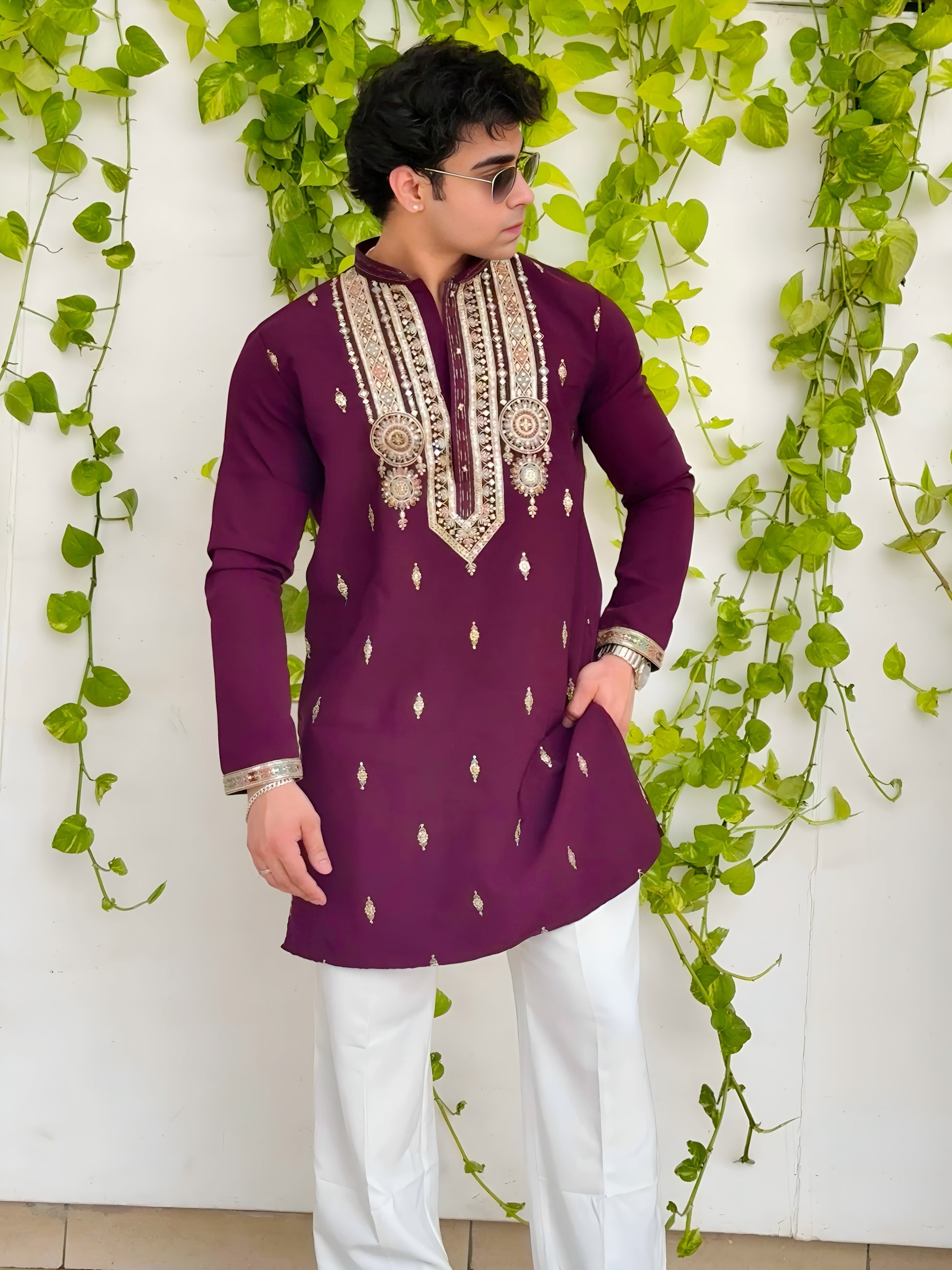 MAROON FESTIVE KURTA WITH INTRICATE THREAD EMBROIDERED MID-LENGTH KURTA