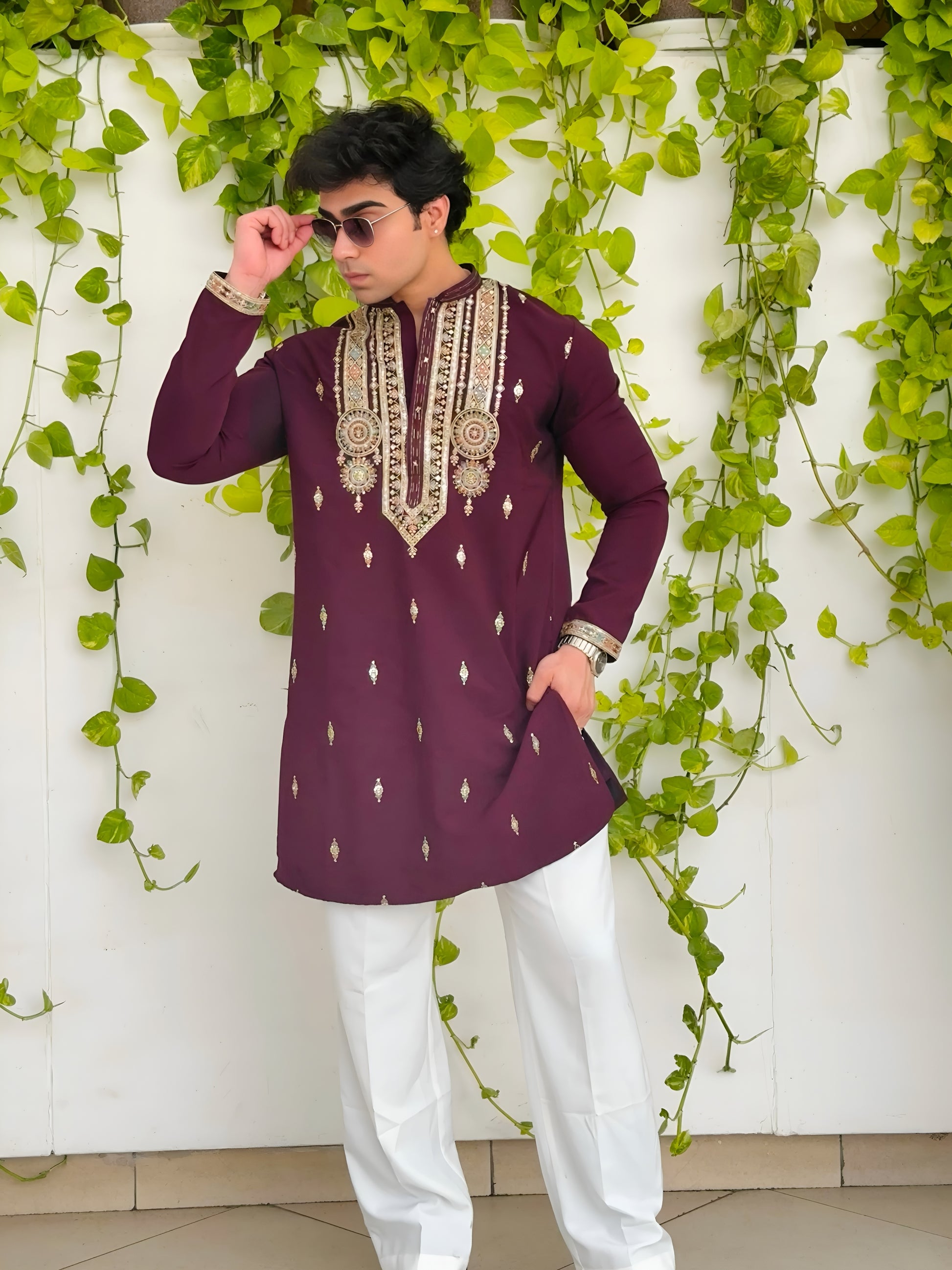 MAROON FESTIVE KURTA WITH INTRICATE THREAD EMBROIDERED MID-LENGTH KURTA