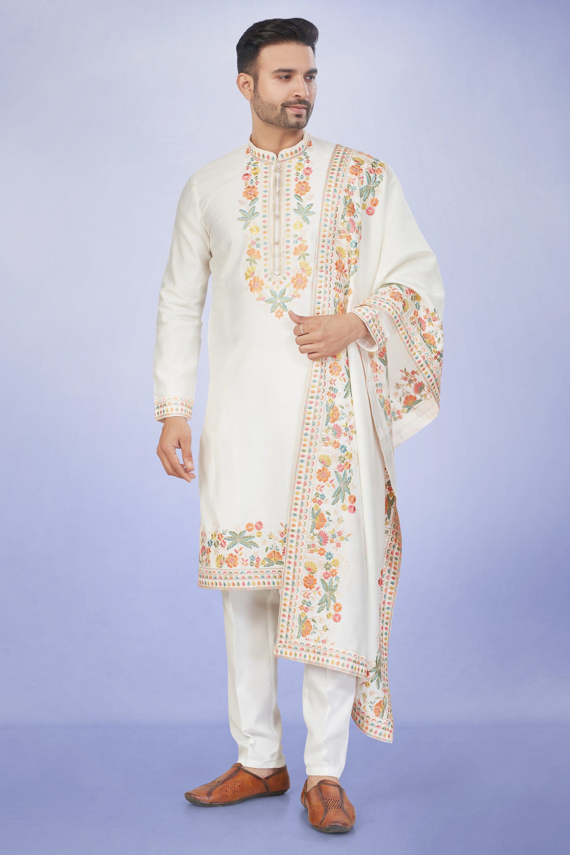 Royal Ivory Kashmiri Embroidered Kurta Set with Dupatta